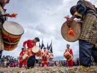 Pertunjukan musik perkusi tradisional Minangkabau, Tambua Tansa