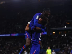 Laga Paris Saint-Germain melawan Slovan Bratislava di Parc des Princes, Paris