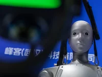 Robot humanoid yang dipamerkan pada satu ajang teknologi di China