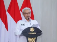 Sekjen Kemnaker Cris Kuntadi Sampaikan Keterangan Pers