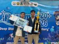 Dua mahasiswa Universitas Airlangga peraih juara pertama esai ilmiah