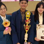 Tim Manjah Fakultas Kedokteran Gigi UNAIR seusai meraih juara di Yogyakarta