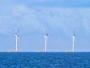 Tiga turbin angin terapung WindFloat Atlantic di lepas pantai Portugal