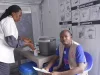 Tenaga kesehatan menerima vaksin Ebola di pusat layanan Bunia