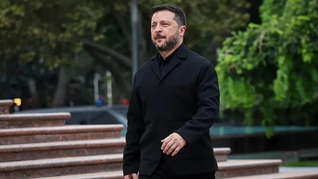 Foto arsip Presiden Ukraina Volodymyr Zelenskyy pada satu upacara di Chisinau, Moldova