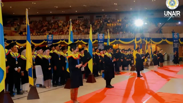 Prosesi wisuda periode 263 Universitas Airlangga di Airlangga Convention Center Surabaya