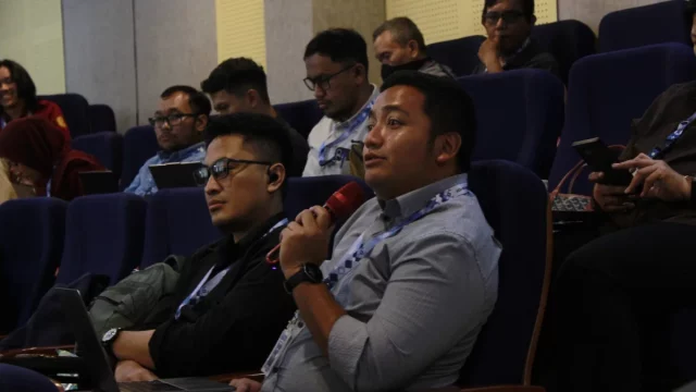Peserta workshop Indonesian Marina Design bertanya soal kondisi industri marina di Indonesia