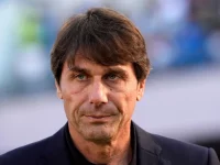Pelatih asal Italia Antonio Conte