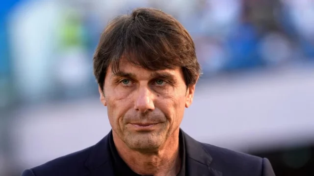 Pelatih asal Italia Antonio Conte
