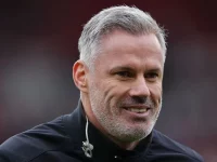 Aston Villa Akan Gugat Carragher karena Hina Klub dan Suporter