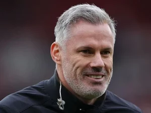 Aston Villa Akan Gugat Carragher karena Hina Klub dan Suporter