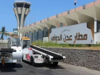 Menara kontrol dan gedung terminal Bandara Internasional Aden di Yaman