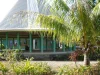 Fale tele, rumah pertemuan terbuka beratap seng di Desa Avao, Savai'i, Samoa