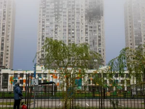 Gedung apartemen bertingkat di Moskow rusak setelah serangan drone Ukraina