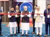 Perdana Menteri India Narendra Modi meresmikan India Mobile Congress ke-7 di Bharat Mandapam, New Delhi, 27 Oktober 2023