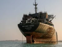 Kapal kargo Mayuree Naree berbendera Thailand terdampar di lepas Pulau Qeshm, Iran