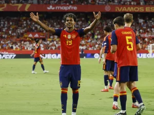 Lamine Yamal merayakan gol Spanyol ke gawang Kroasia di Sevilla
