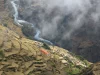 Desa perbukitan dengan ladang bertingkat dan sungai berkelok di wilayah Karnali, Nepal barat