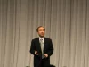 Pendiri dan CEO SoftBank Group, Masayoshi Son, berbicara di atas panggung