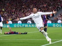 Kylian Mbappe merayakan gol Real Madrid ke gawang Barcelona di El Clasico