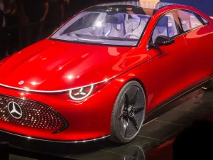 Mobil konsep Mercedes-Benz Concept CLA Class berwarna merah dipamerkan di IAA Open Space 2023 Munich