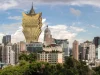 Panorama kota Makau dengan menara hotel-kasino Grand Lisboa menjulang di antara gedung-gedung