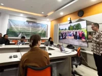 Diskusi evaluasi uji coba biochar pada bawang merah Cirebon di IPB University