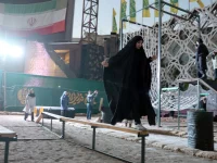 Relawan perempuan Iran mengikuti latihan di kamp pelatihan militer Jan-Fada, Teheran