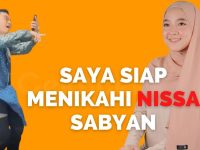 Berita selebriti dan gosip artis: Aldi Taher berniat akan nikahi Nissa Sabyan jika Ayus Sabyan tidak berniat nikahi vokasilnya itu.