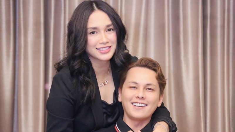 Berita artis: Netizen yakin jika Andhika Pratama bukan seorang sugar daddy, karena keuangan keluarga dikelola istrinya, Ussy Sulistiawaty.