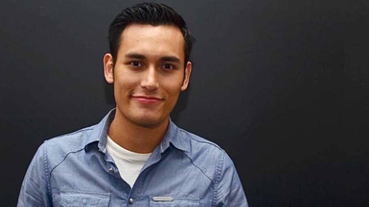 8 Artis yang Selamat dari Kecelakaan Maut 14 Lampiran Gambar