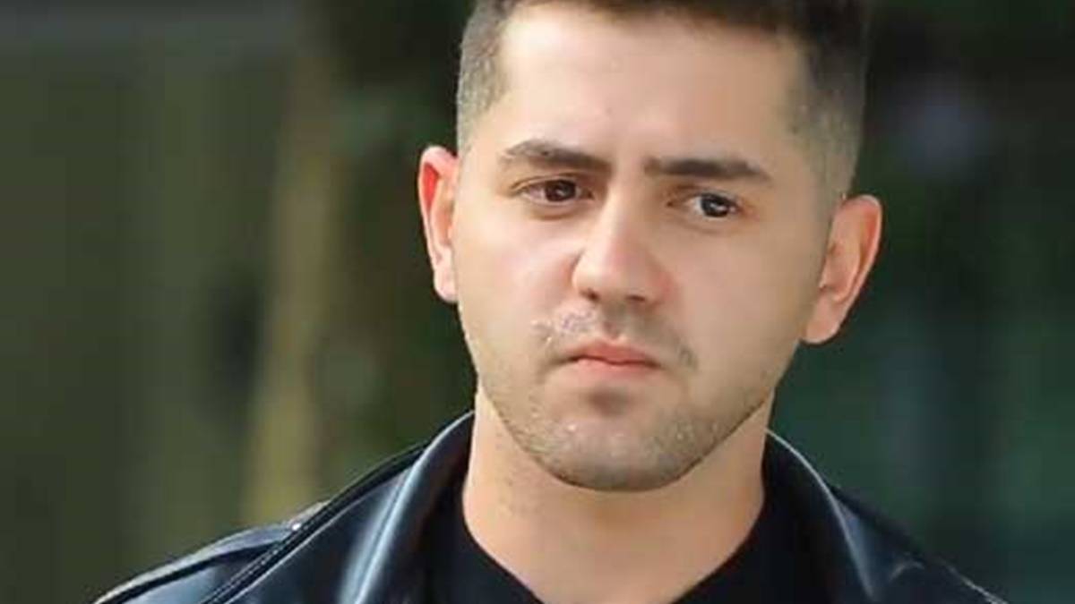 Gak Cuma Ganteng, 5 Artis Ini Juga Agamis 8 Lampiran Gambar