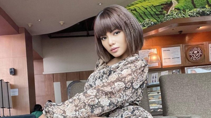 Berita selebriti dan gosip artis: Dinar Candy