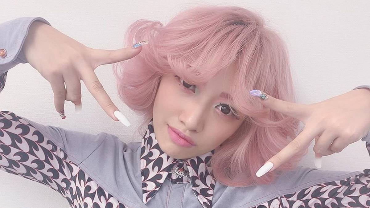 Pegulat Wanita Keturunan Indonesia Hana Kimura Bunuh Diri Usai Tampil di Reality Show Jepang 2 Lampiran Gambar