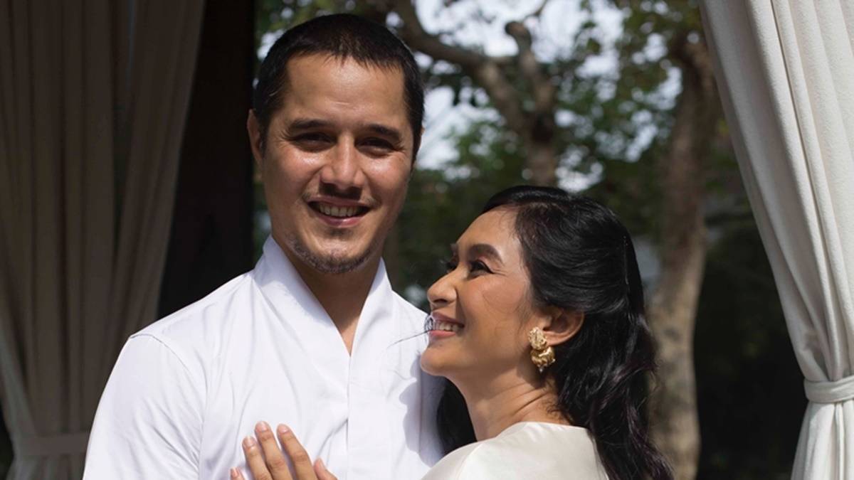 4 Artis Cantik Ini Nikahi Bangsawan 5 Lampiran Gambar