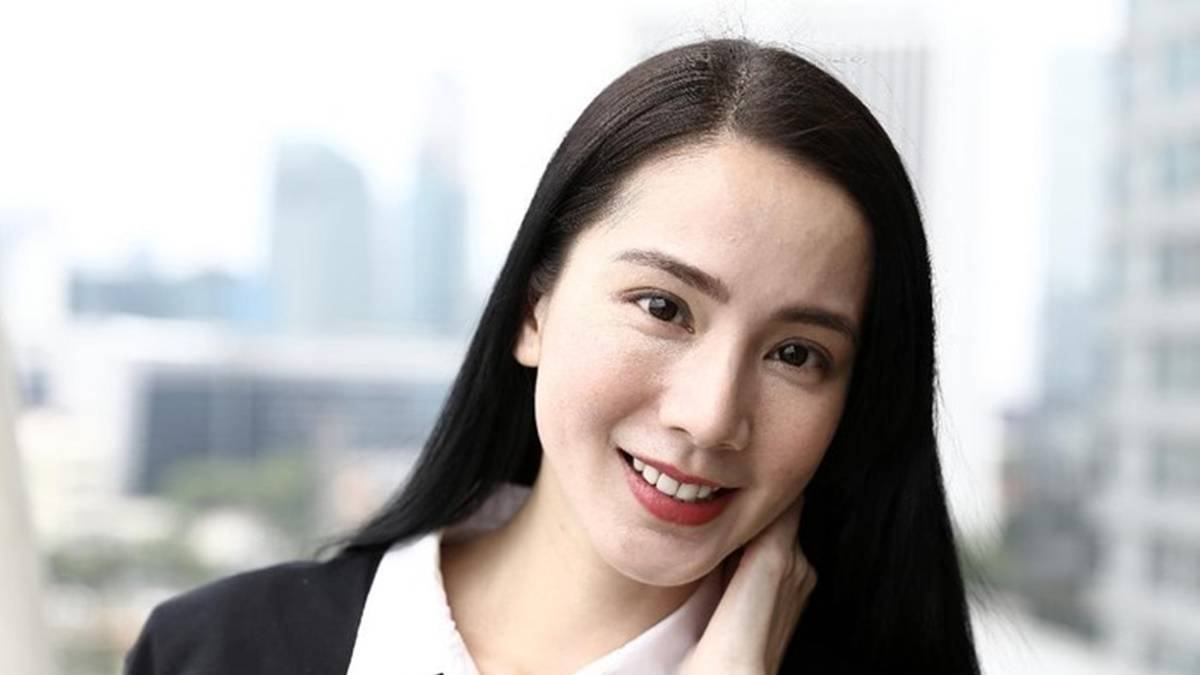 Menjanda Belasan Tahun, 3 Artis Ini Kembali Menikah 4 Lampiran Gambar