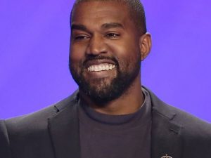 Berita selebriti dan gosip artis: Bukan Taylor Swift, rupanya ini sosok penyanyi terkaya di dunia pada tahun 2020 lalu.