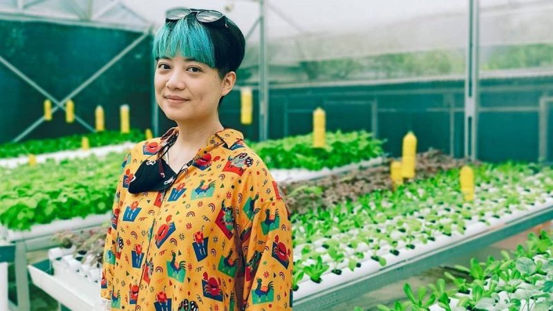 Berita selebriti dan gosip artis: Leony Vitria