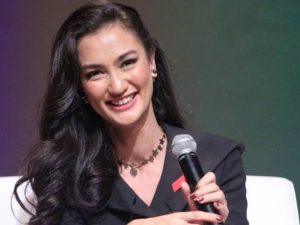 Berita selebriti dan gosip artis: Bikin geger, Atiqah Hasiholan dan Ibnu Jamil terlibat kasus prostitusi online