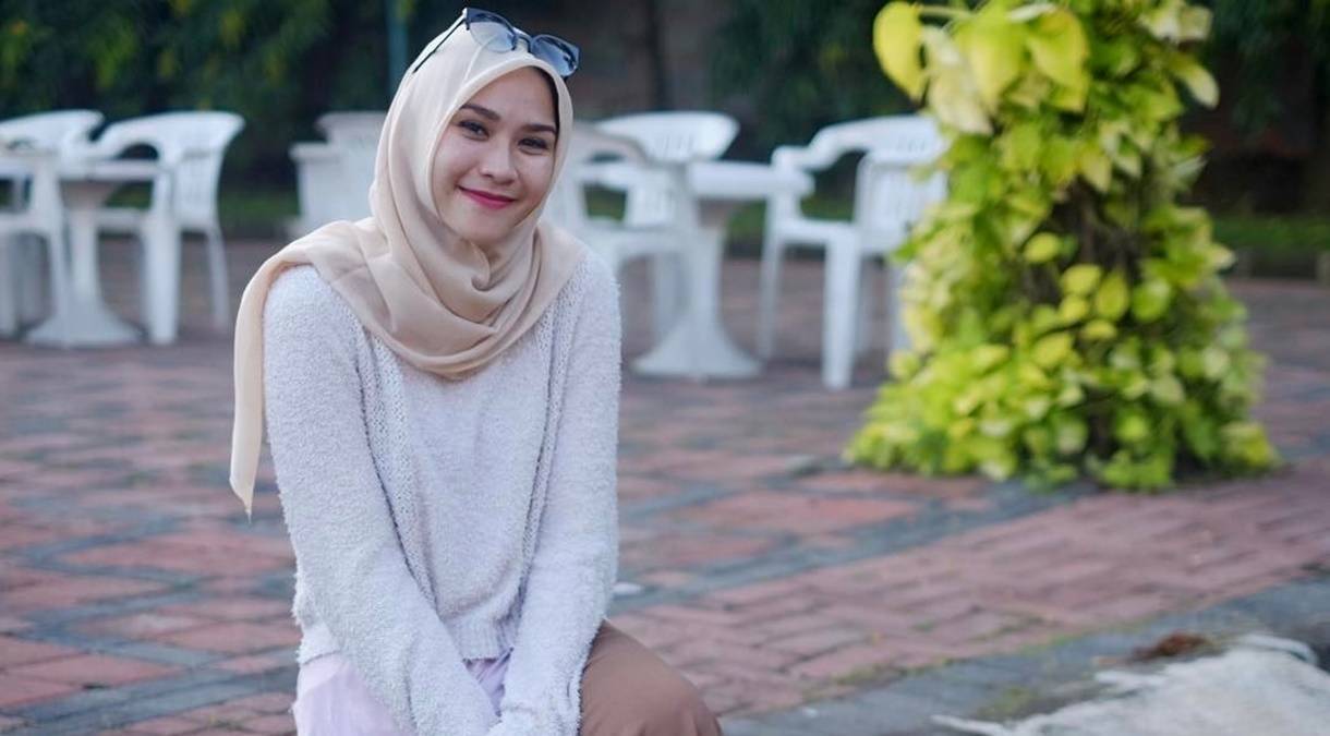 Inilah 5 Artis Muda yang Punya Banyak Anak Tapi Tetap Memesona 9 Lampiran Gambar