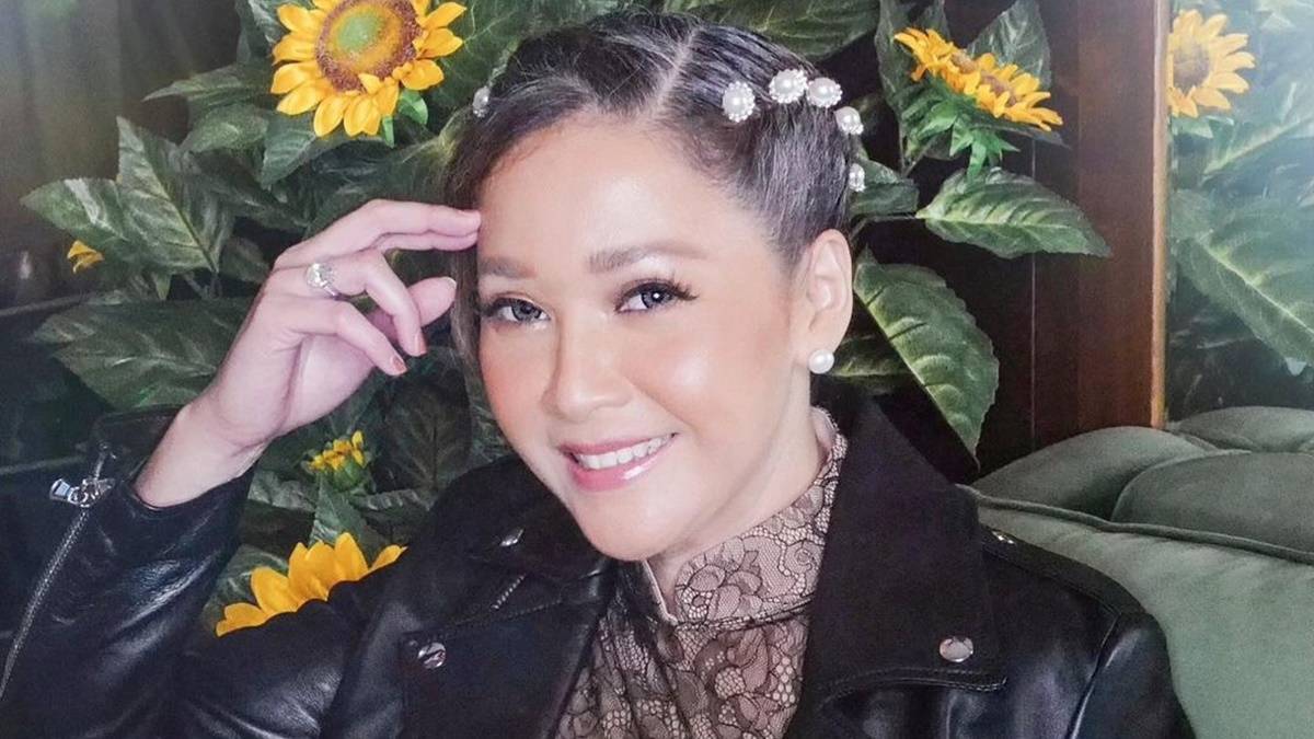 Berita selebriti dan gosip artis: Menjaga perasaan ibunya, Al Ghazali mengatakan kepada Maia Estianty tak akan gelar resepsi jika menikah.