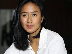 Cekricek.id - Cher Renatta Moeloek baru-baru ini menyampaikan gagasannya soal tugas seorang istri yang hanya melayani suaminya.