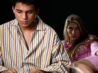 Cekricek.id: Ternyata ada berbagai tips yang bisa kamu coba untuk dapat menaklukkan pria berkarakter dingin dan cuek.