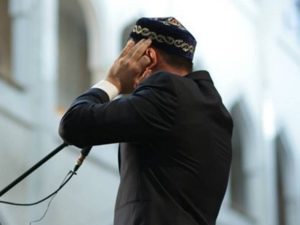 Cekricek.id: Hanya tinggal 3 menit jelang buka, terpaksa puasa warga sekampung ini jadi batal.