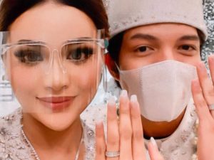 Berita selebriti dan gosip artis: Sebelum akad nikah, Atta Halilintar telah minta restu pada orang tuanya lewat video call.