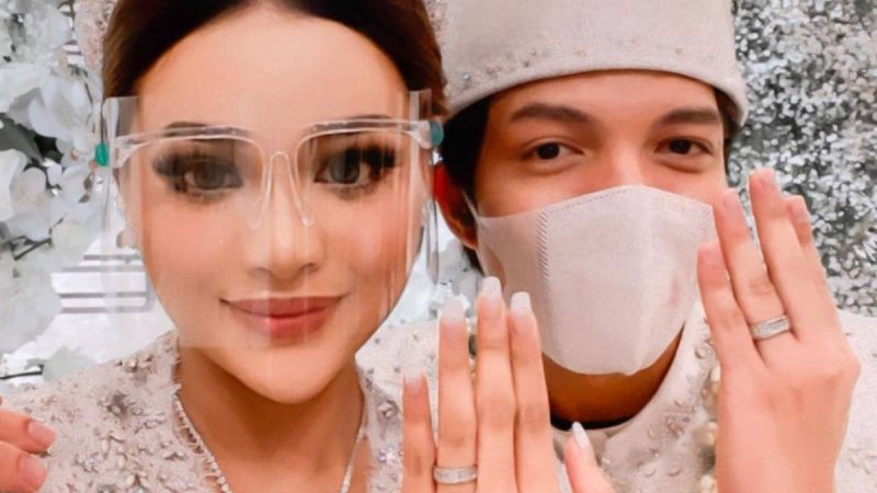 Berita selebriti dan gosip artis: Sebelum akad nikah, Atta Halilintar telah minta restu pada orang tuanya lewat video call.
