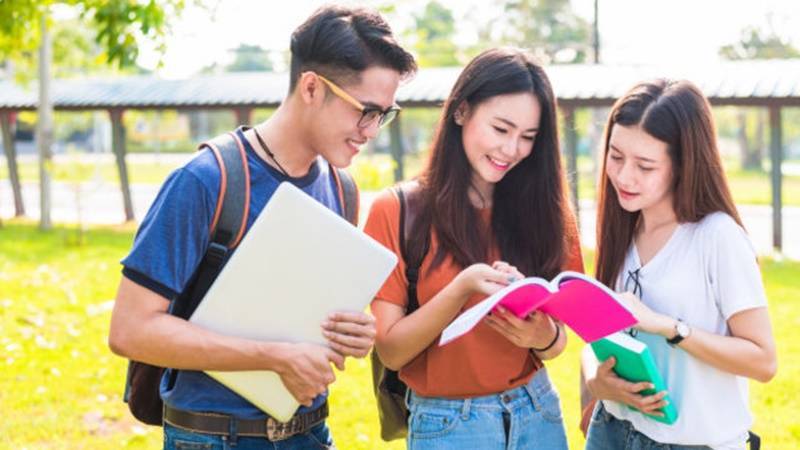 Rugi Banget, Ini 5 Penyesalan Mahasiswa Semester Akhir 6 Lampiran Gambar