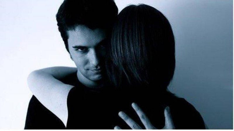 Cekricek.id: Seperti beberapa zodiak berikut ini yang dikenal akan sifat palsu alias seringkali bermuka dua.