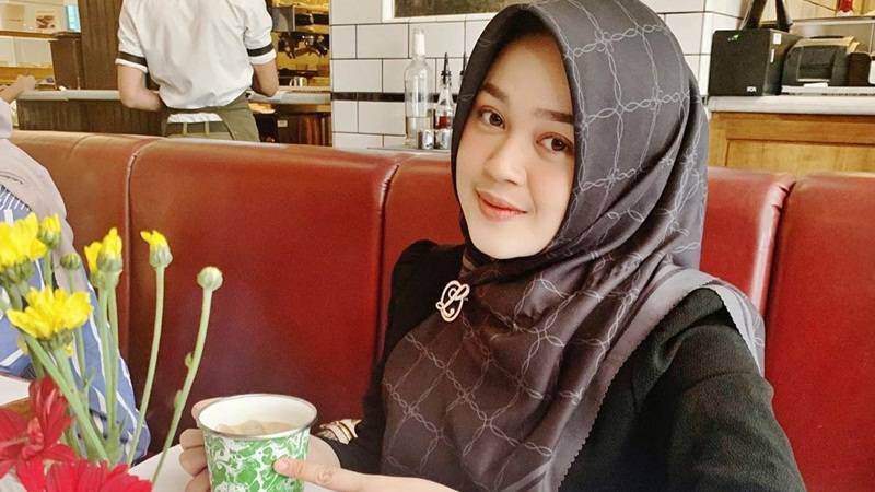 Anak Master Limbad Cecilia Gina