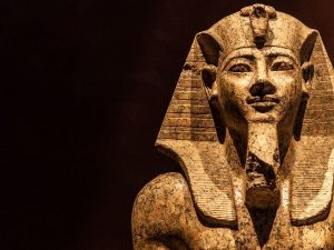 Cekricek.id - Ternyata Fir’aun itu adalah nama gelar. Ada dua pandangan mengenai identitas dari Fir'aun pada masa Nabi Musa AS.